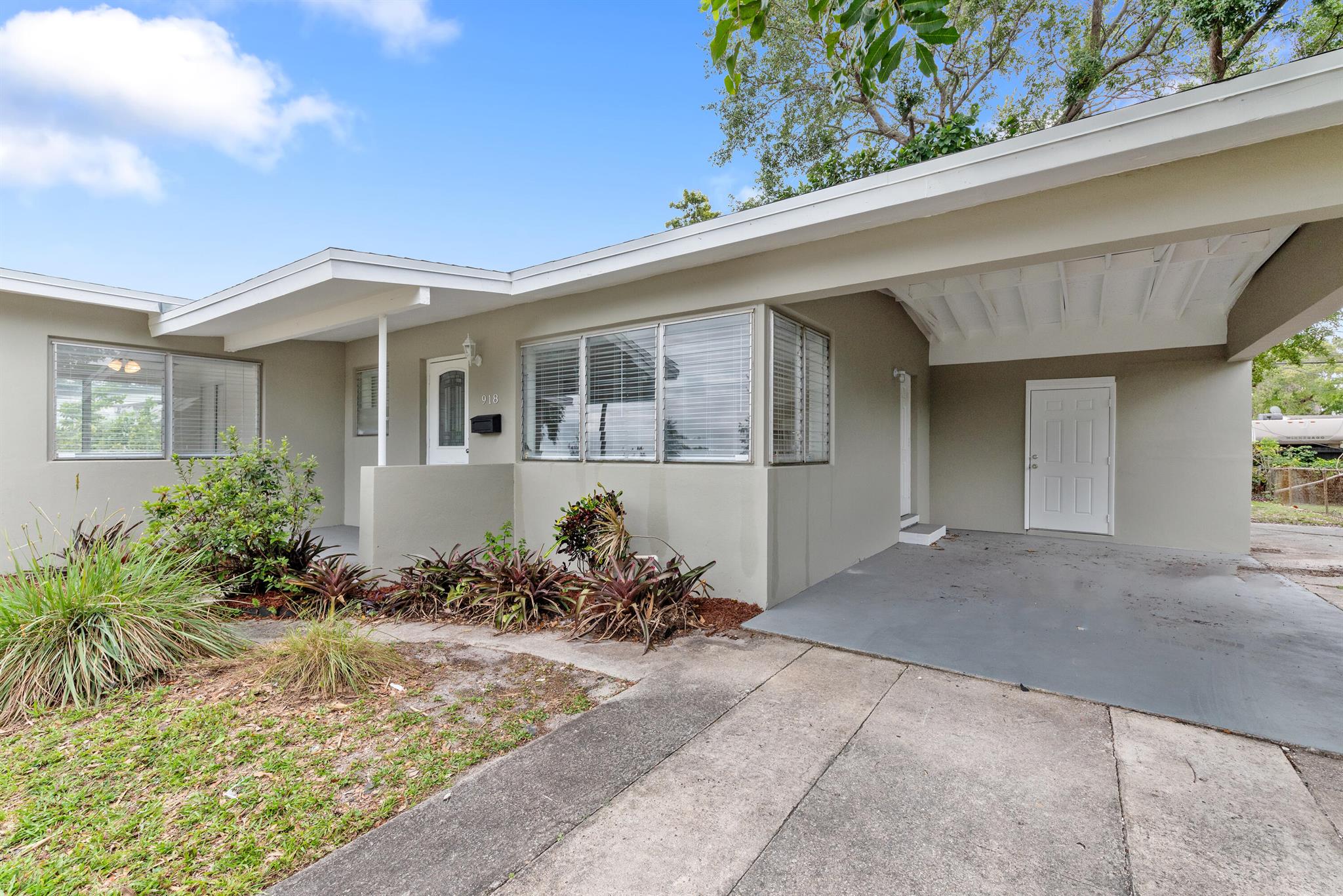 918 NW 14th Court