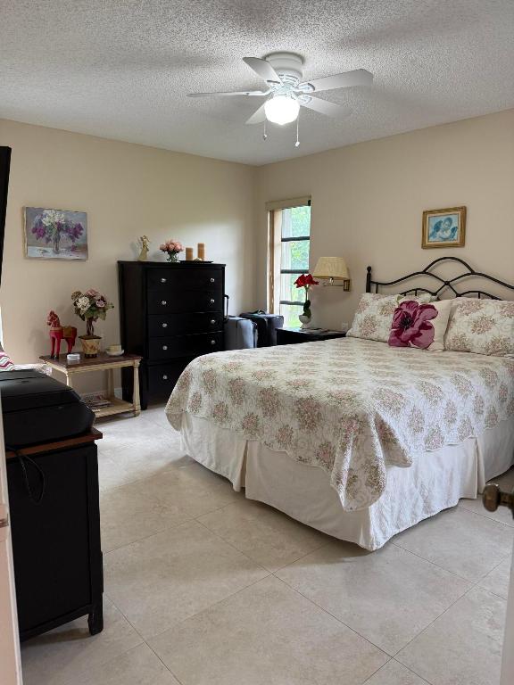 BUTTONWOOD 2 - Residential Lease