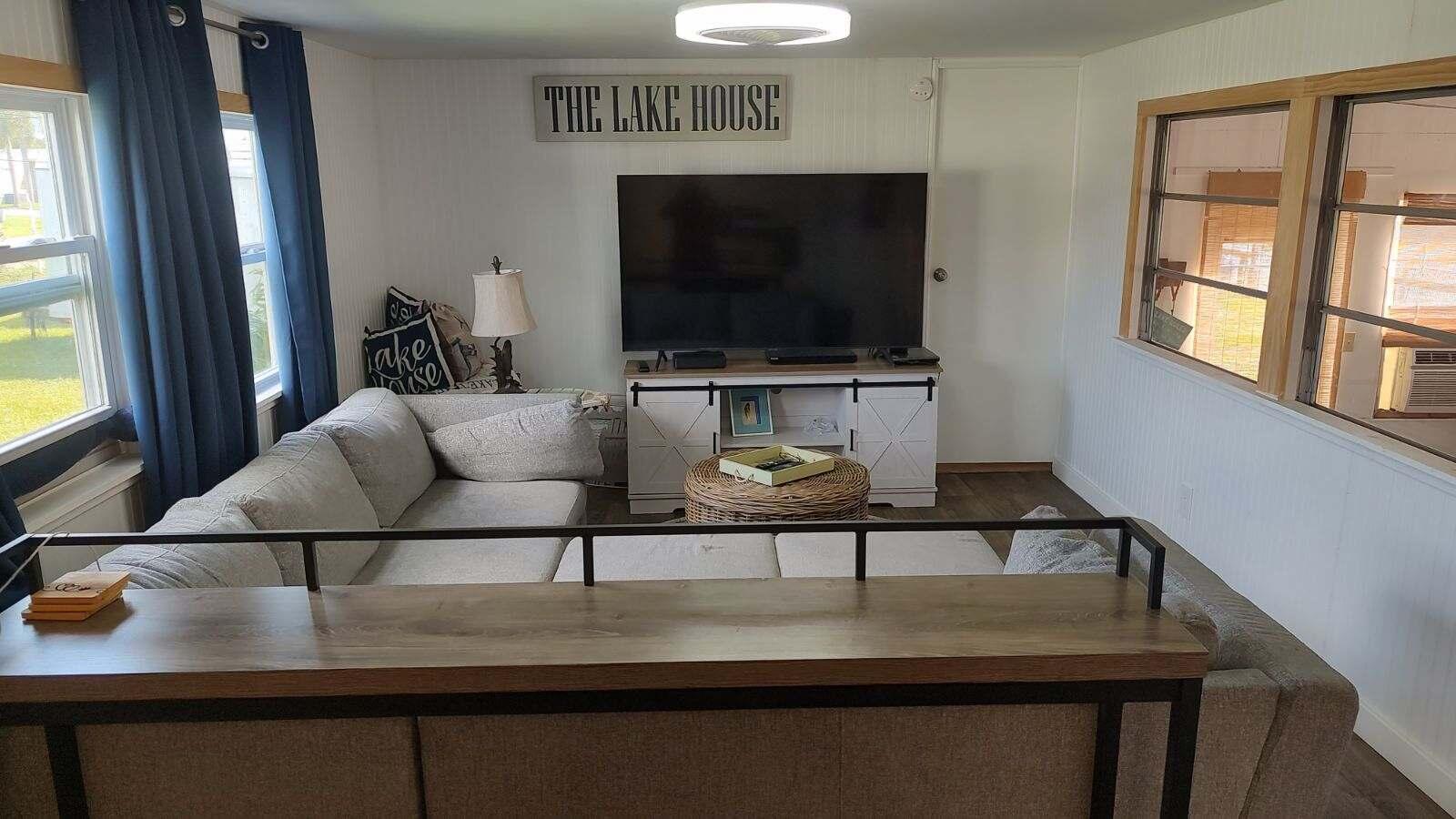 TAYLOR CREEK - Residential Lease