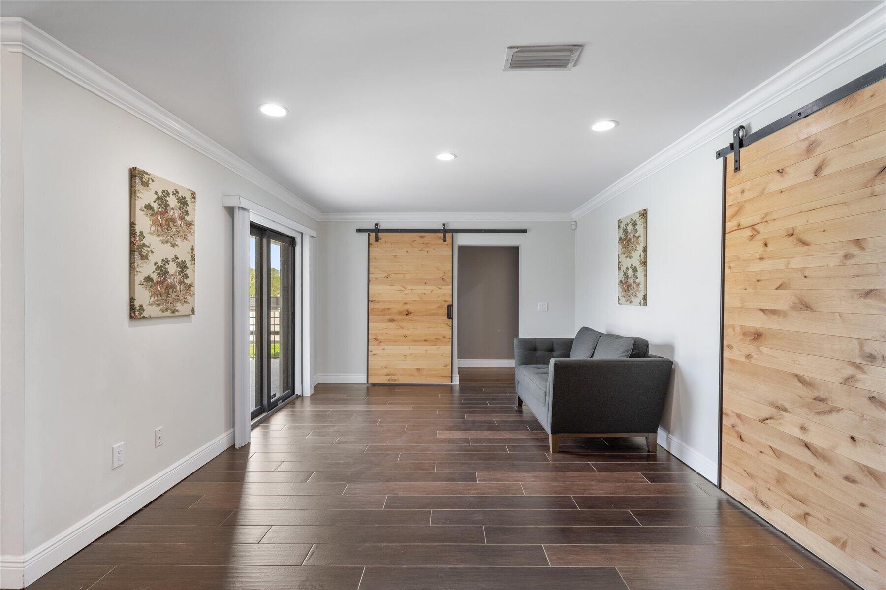 SADDLE TRAIL PARK OF WELL - Residential