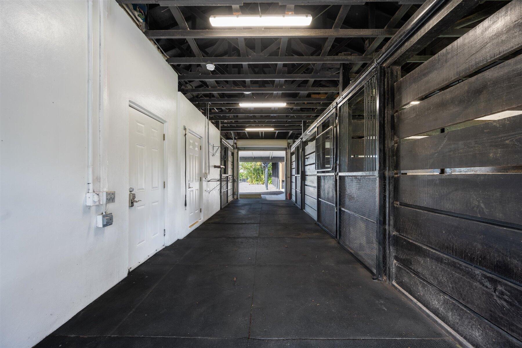 SADDLE TRAIL PARK OF WELL - Residential