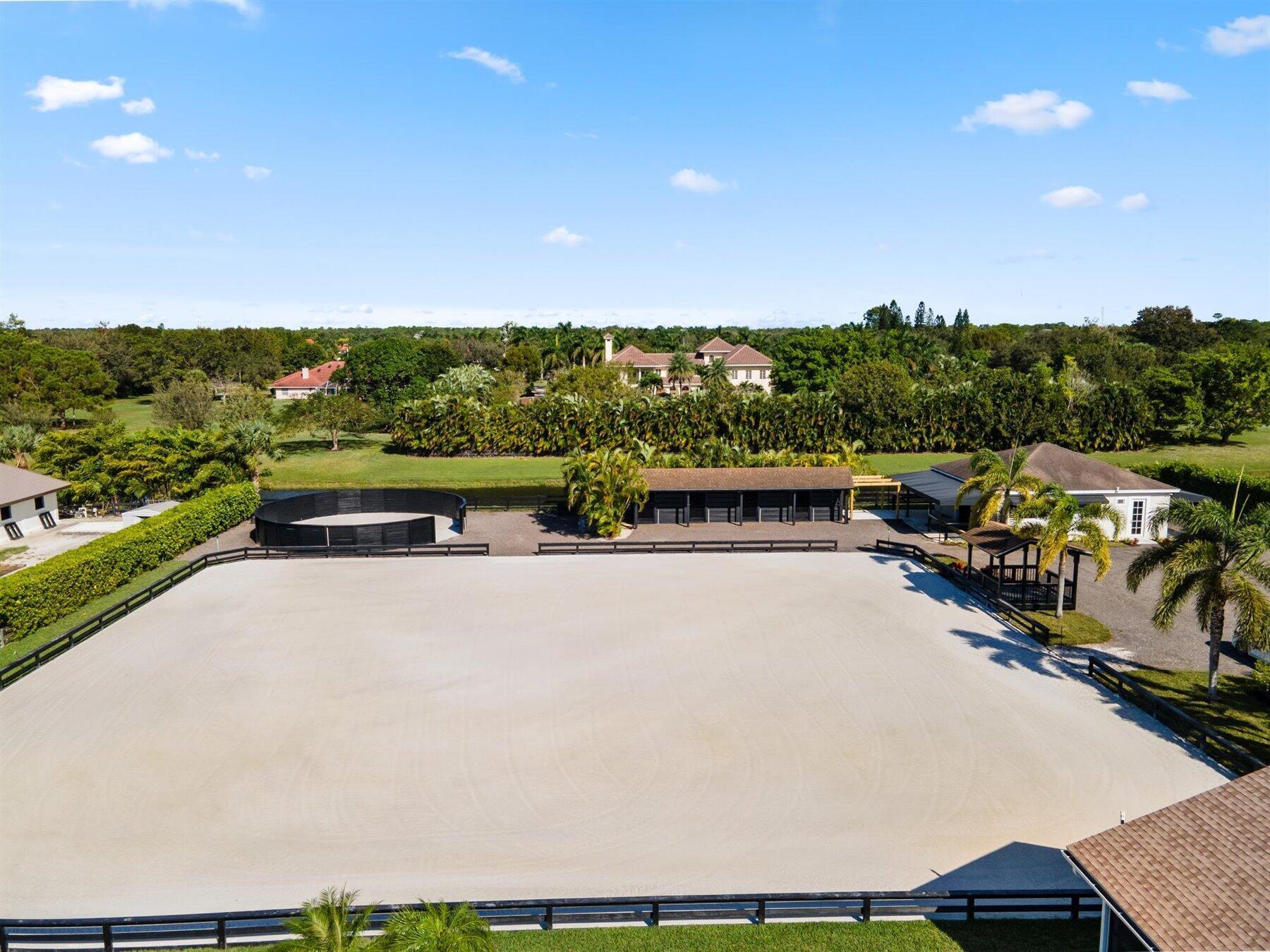 SADDLE TRAIL PARK OF WELL - Residential