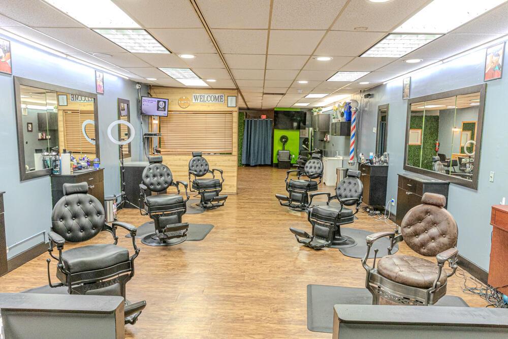 Beautiful Unisex Salon and Barbershop hosting 9-12 Stylist Chairs, 2 Hair washing Stations, and 2 seated hair drying stations, nestled in the Heart of Ft. Lauderdale, minutes away from Piper High School; across from Crafty Crabs, and WaWa Service Station. Business is located in the Shopping Plaza in the SW Corner of that Super-Busy (four Way) Intersection. The Business is easily from the street adding priceless exposure to millions of passersby daily.Turnkey Ready. No repairs required.