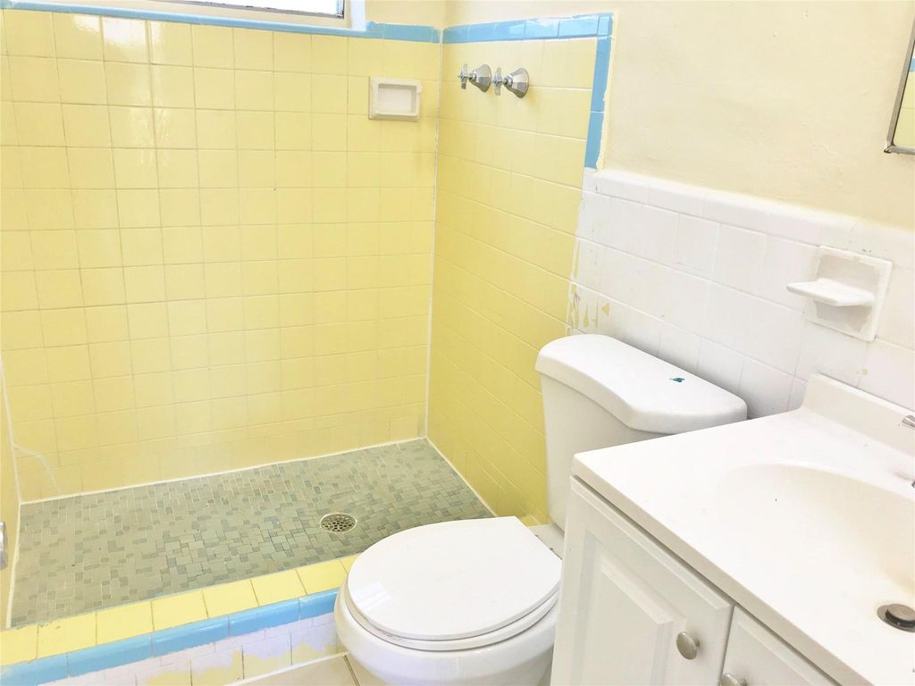 Photo of 1225 NW 2nd St #2, Fort Lauderdale, FL 33311 (MLS # F10452930)