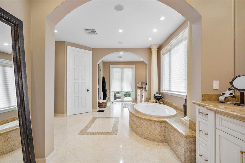 TROPIC ISLE 4TH SEC - Residential