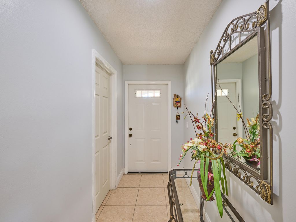 Photo of 9469 Boca Gardens Circle S #C, Boca Raton, FL 33496 (MLS # R10955047)