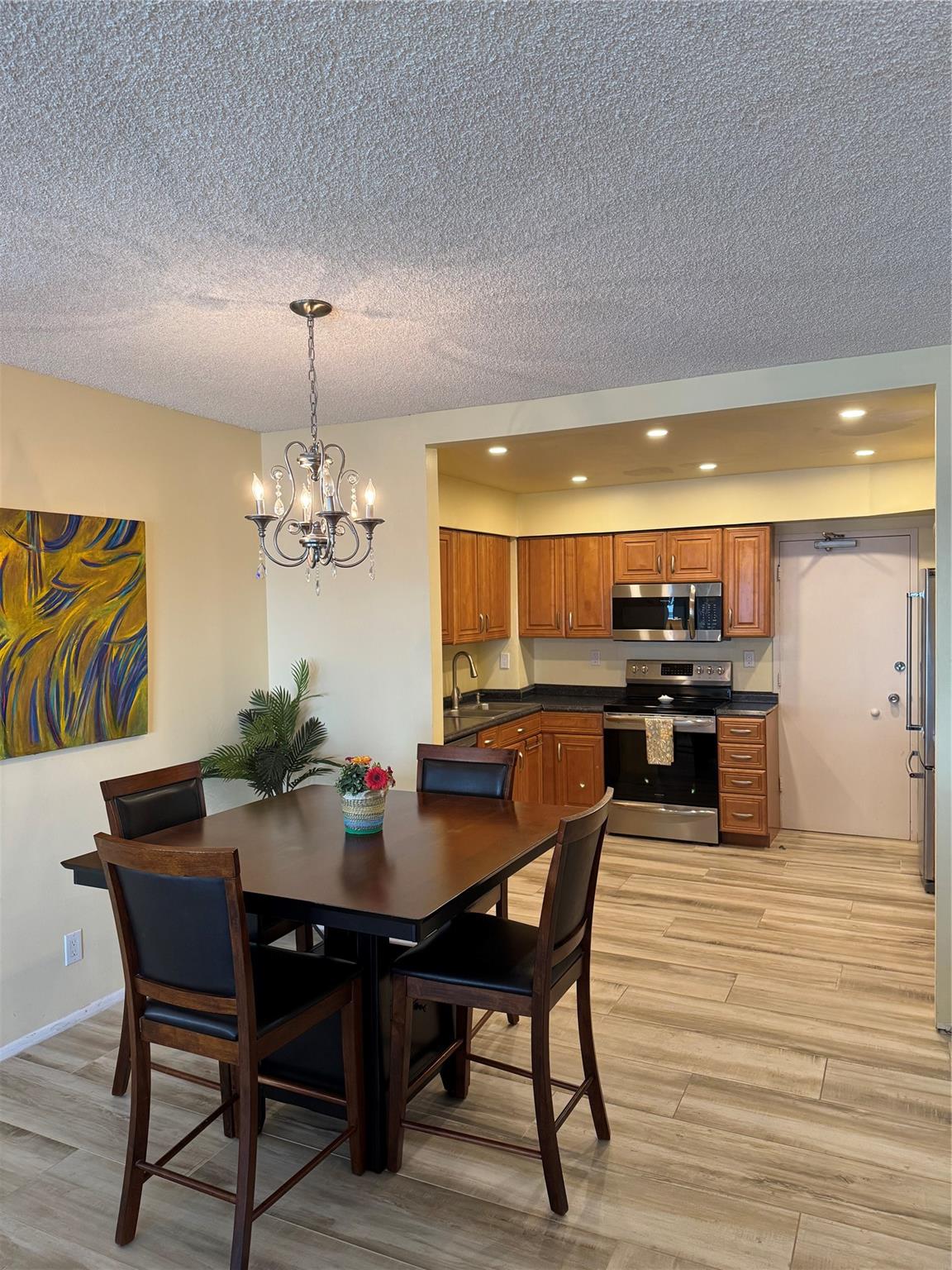 Riviera Condo - Residential Lease