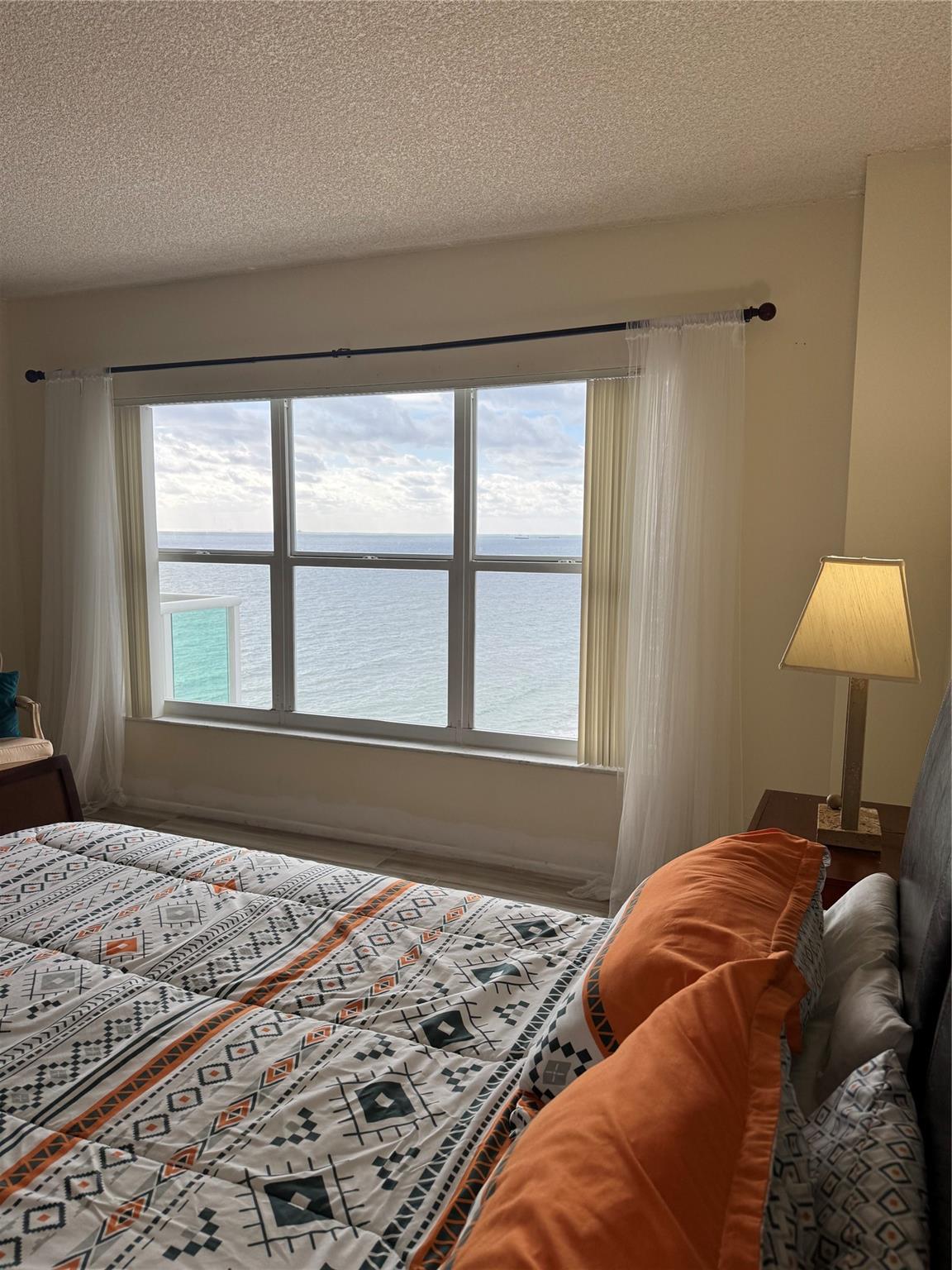 Riviera Condo - Residential Lease