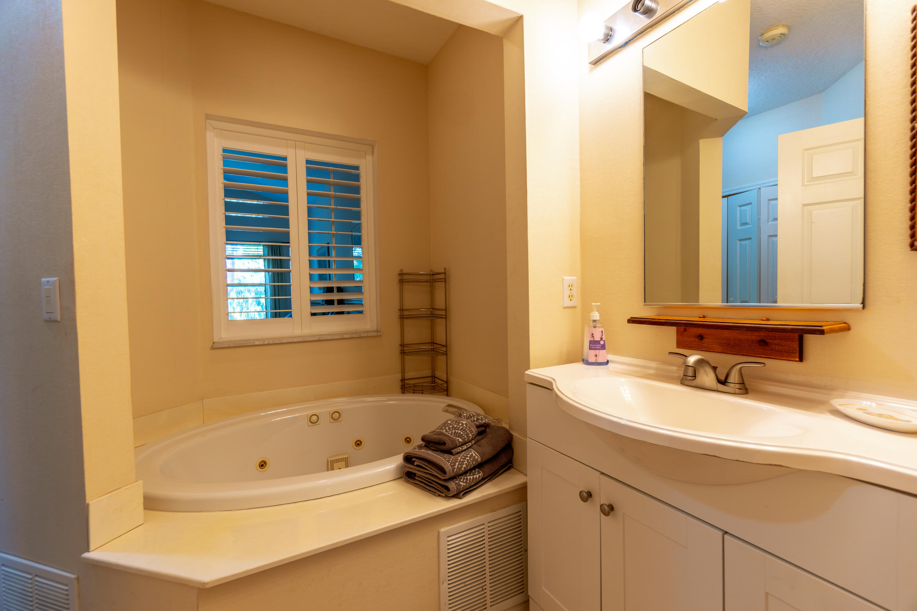 GOLF VILLAS II CONDOMINIUM - Residential