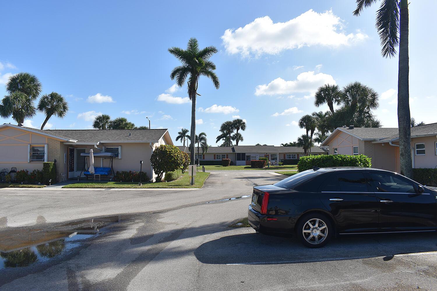 2689 Dudley Drive W D