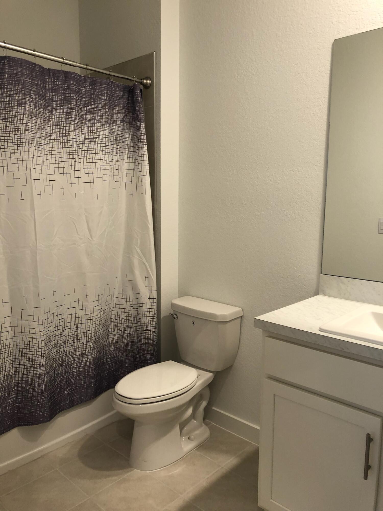 HIGHLAND OAKS - Residential Lease