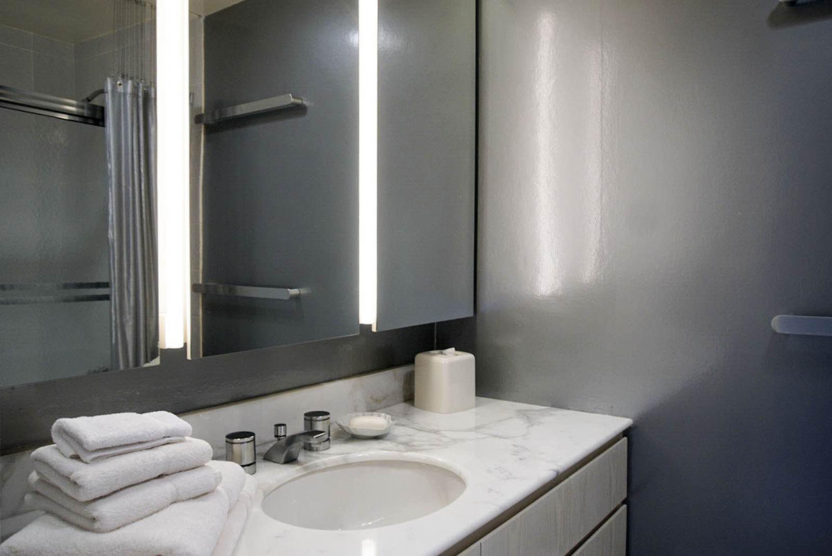 TWENTY ONE HUNDRED CONDO - Residential