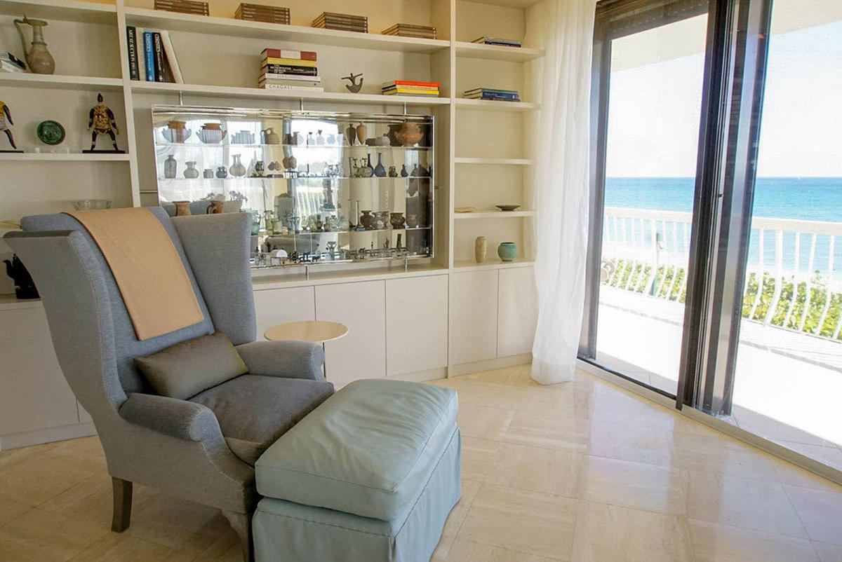 TWENTY ONE HUNDRED CONDO - Residential