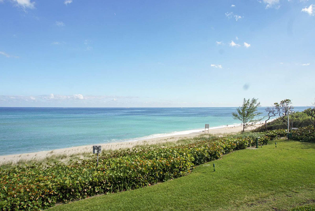 TWENTY ONE HUNDRED CONDO - Residential