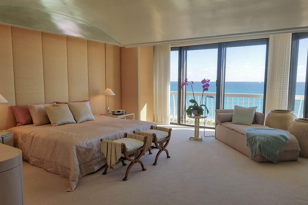 TWENTY ONE HUNDRED CONDO - Residential