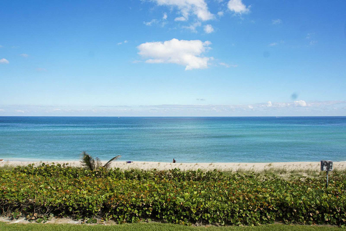 TWENTY ONE HUNDRED CONDO - Residential