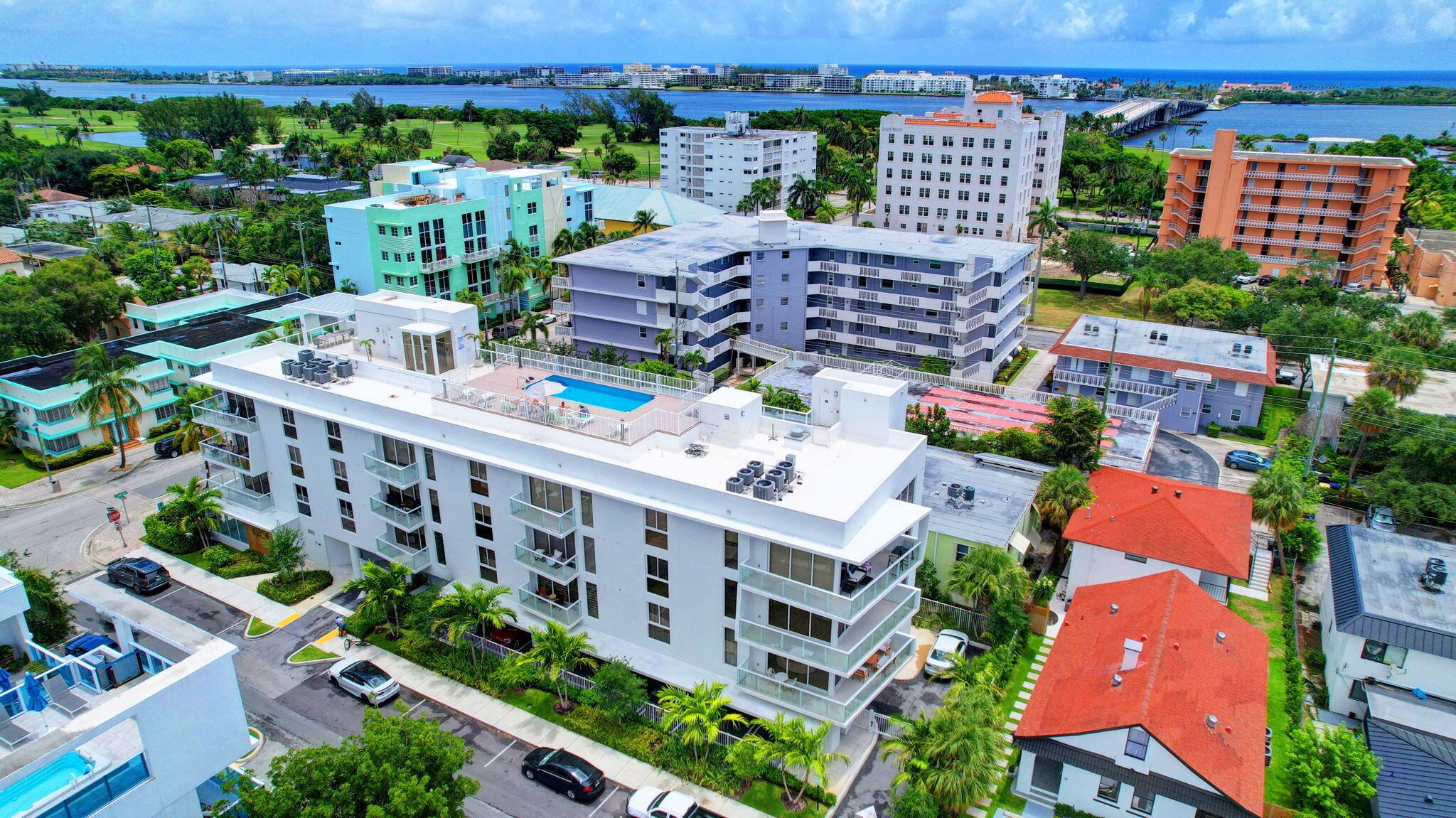 ALORA LUXURY CONDO ASSOCI - Residential