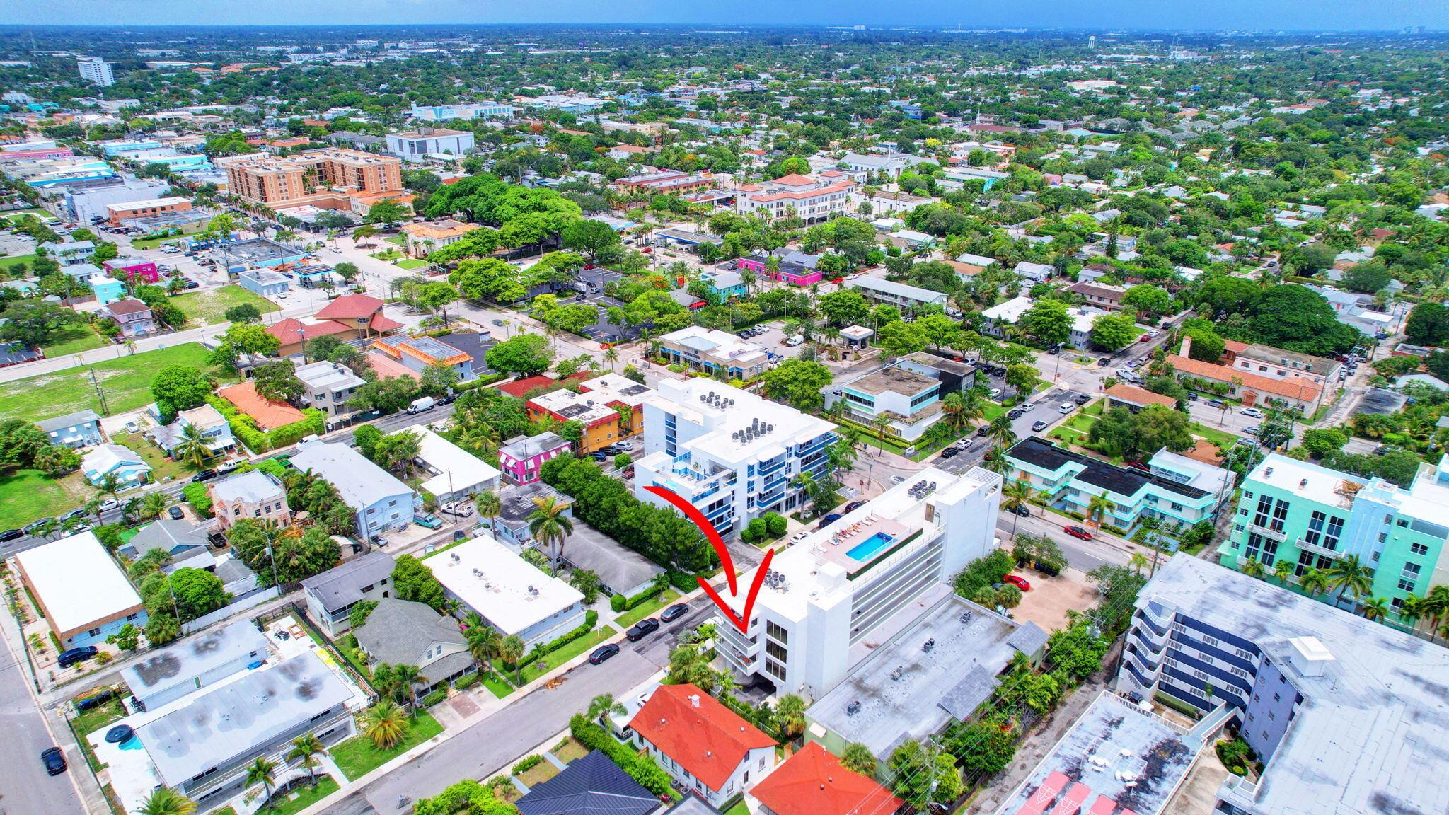 ALORA LUXURY CONDO ASSOCI - Residential