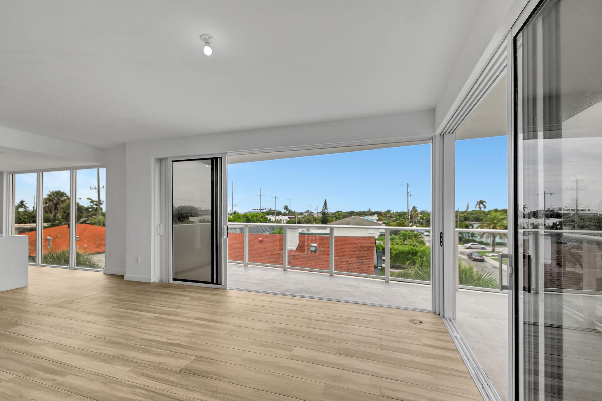 ALORA LUXURY CONDO ASSOCI - Residential