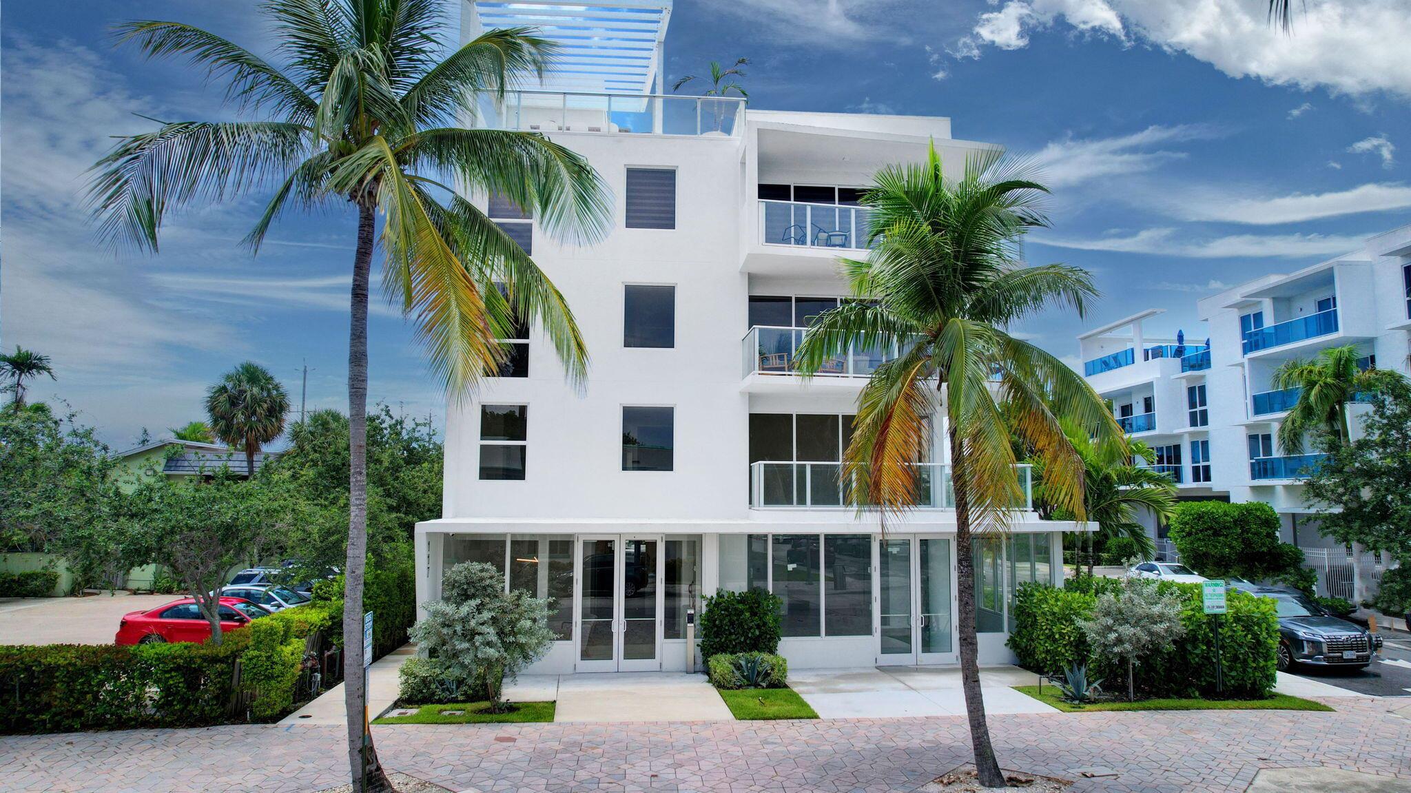 ALORA LUXURY CONDO ASSOCI - Residential