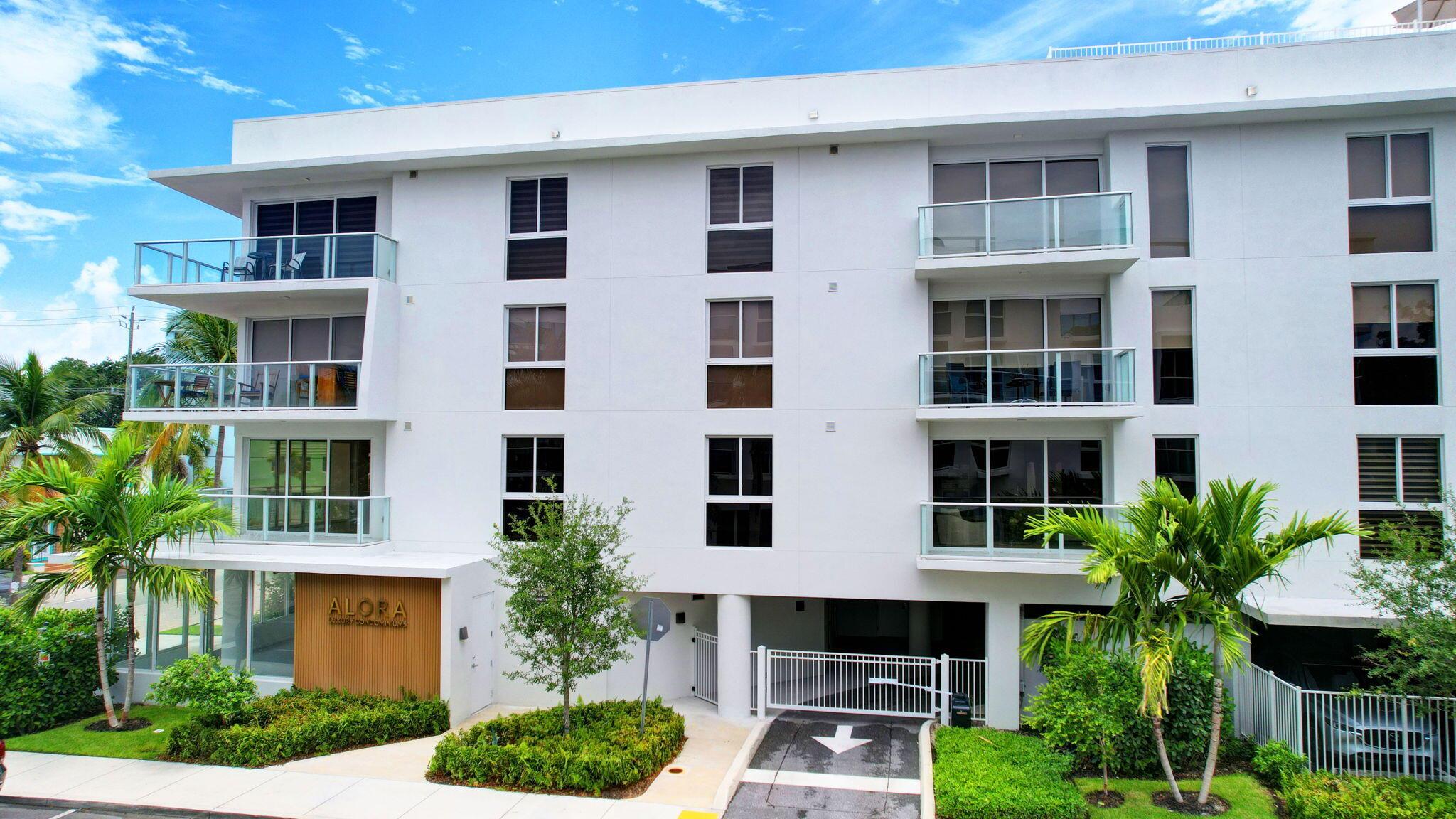 ALORA LUXURY CONDO ASSOCI - Residential