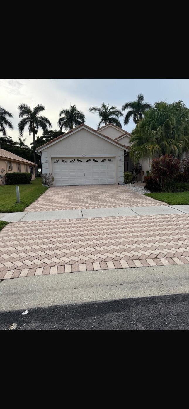 Photo of 1951 OAK BERRY Circle, Wellington, FL 33414 (MLS # B26072923)