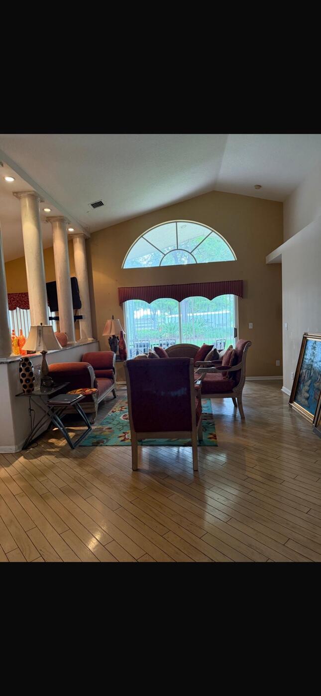 1951 OAK BERRY Circle