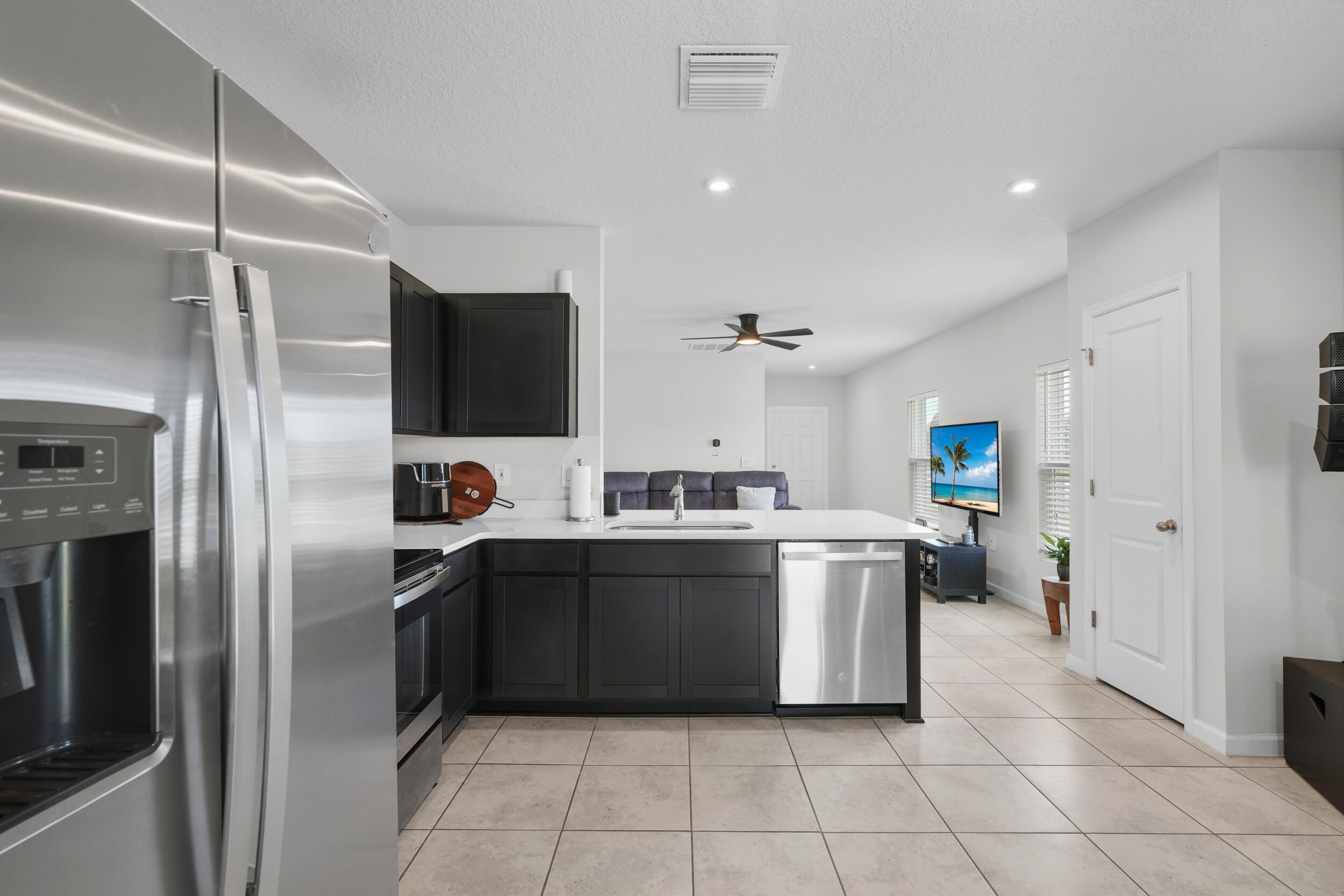 AVALON CROSSING - Residential