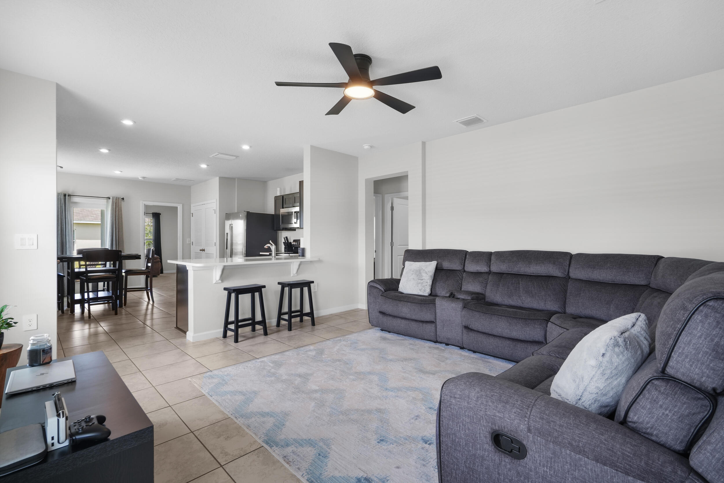 AVALON CROSSING - Residential