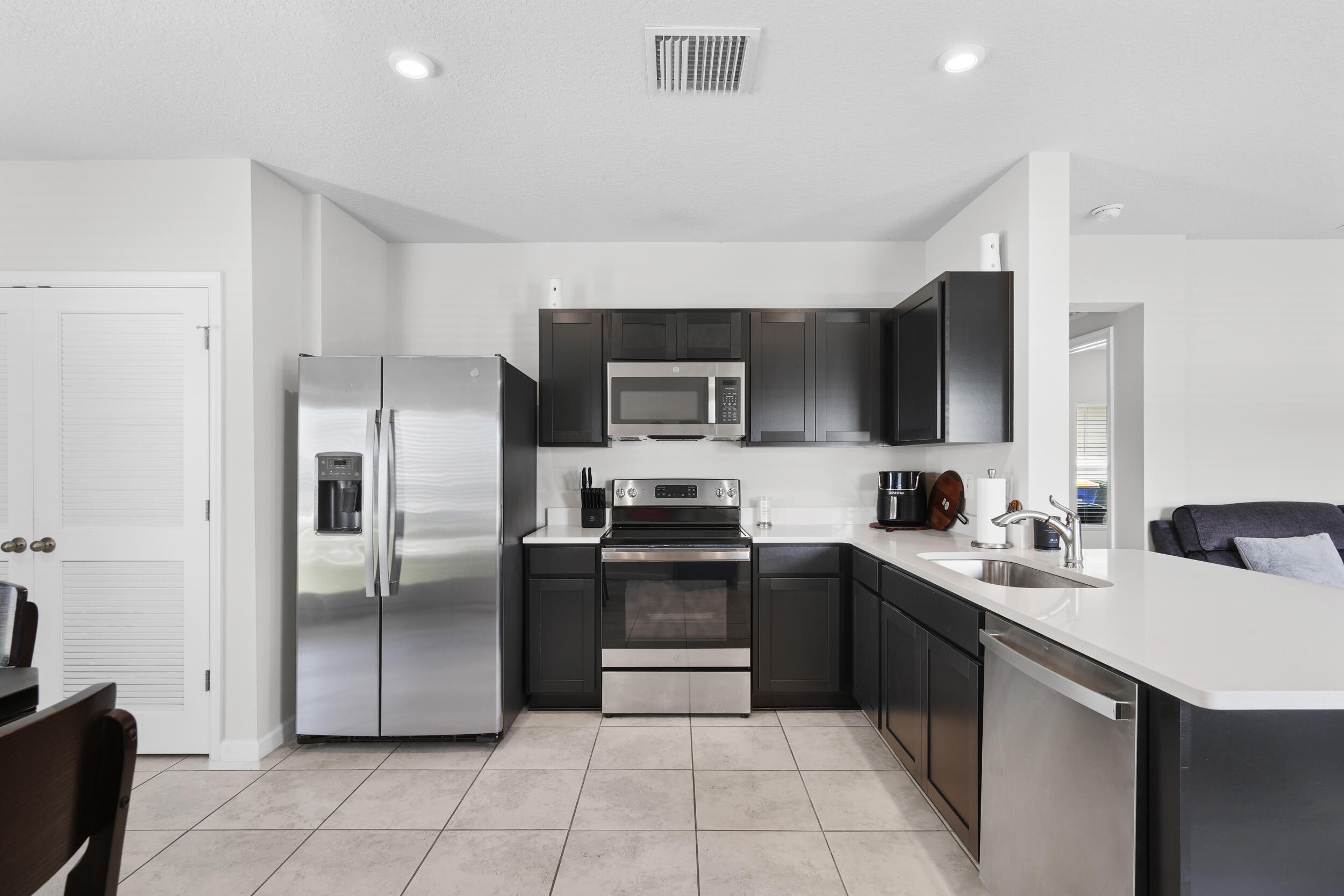 AVALON CROSSING - Residential