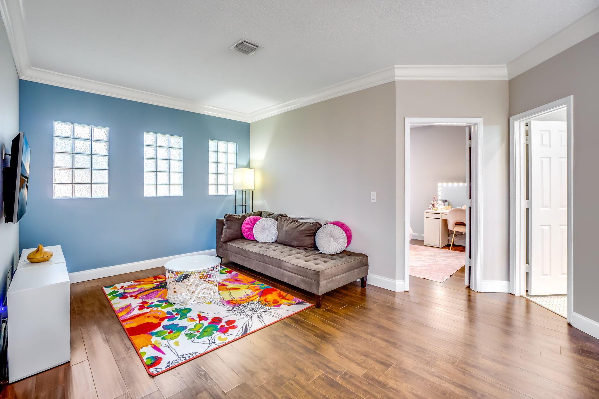 VINEYARDS - Residential