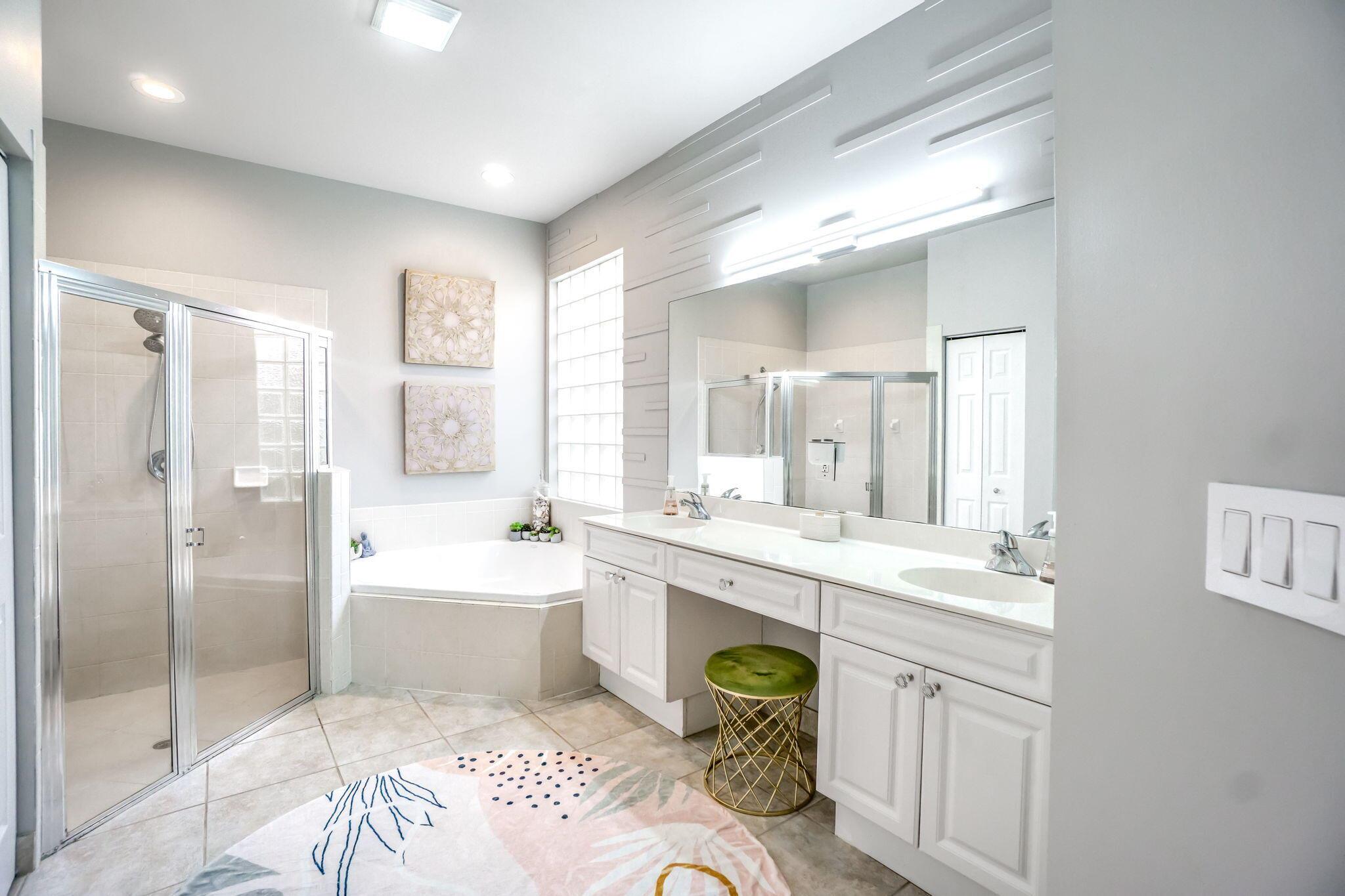 VINEYARDS - Residential