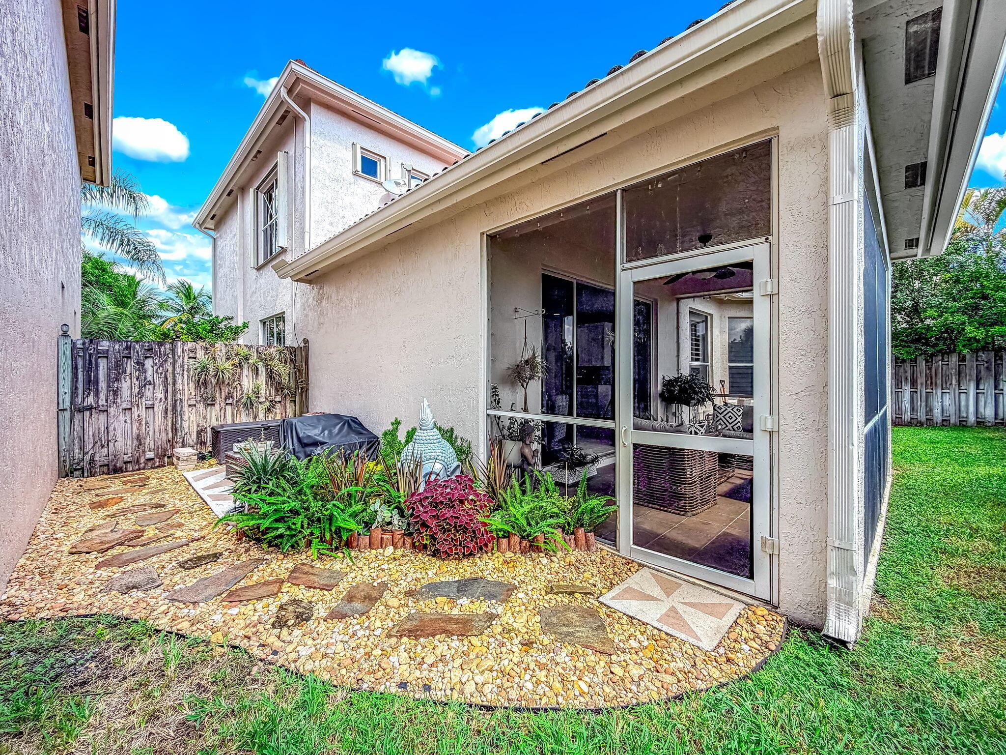 VINEYARDS - Residential