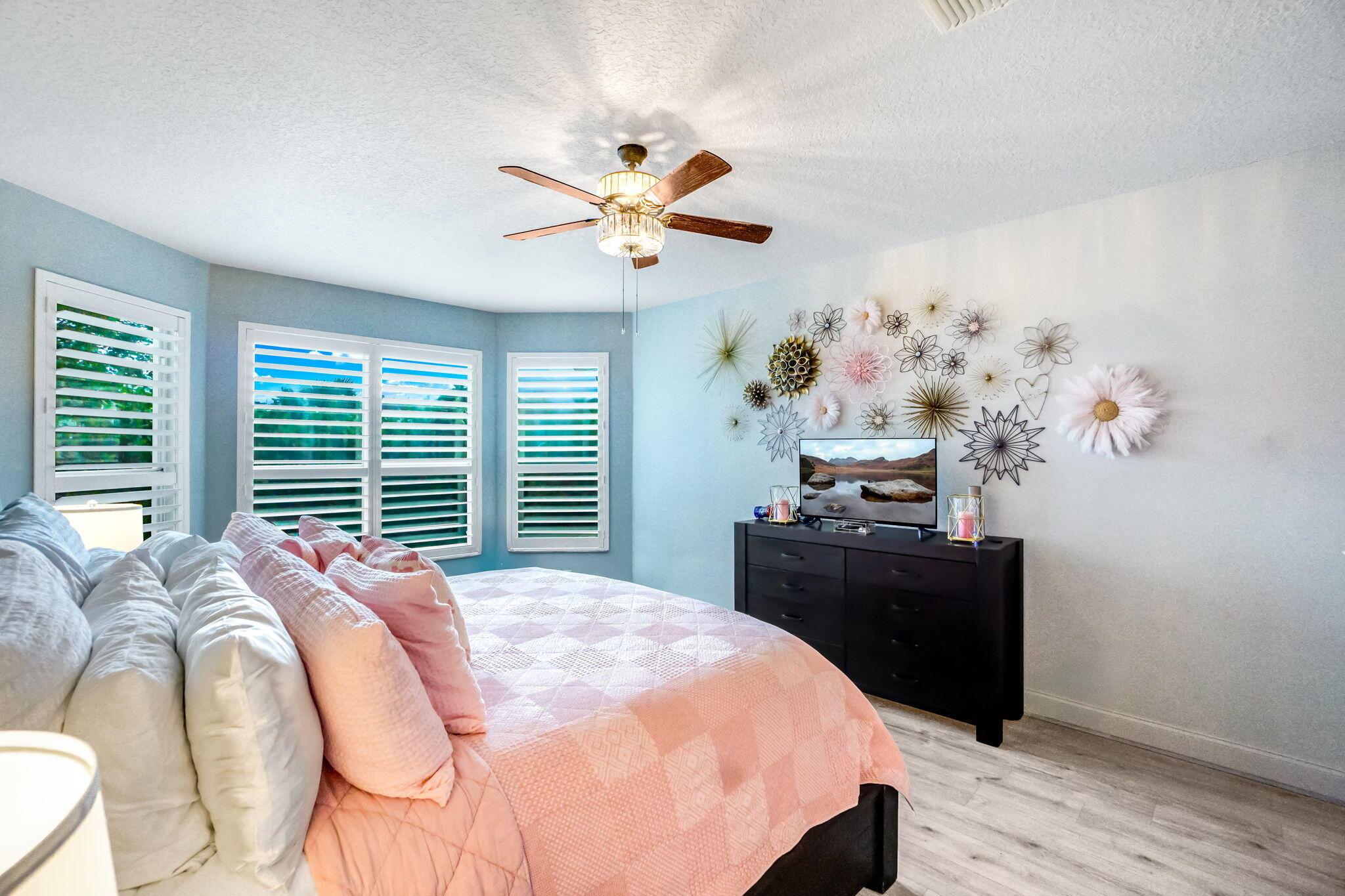 VINEYARDS - Residential