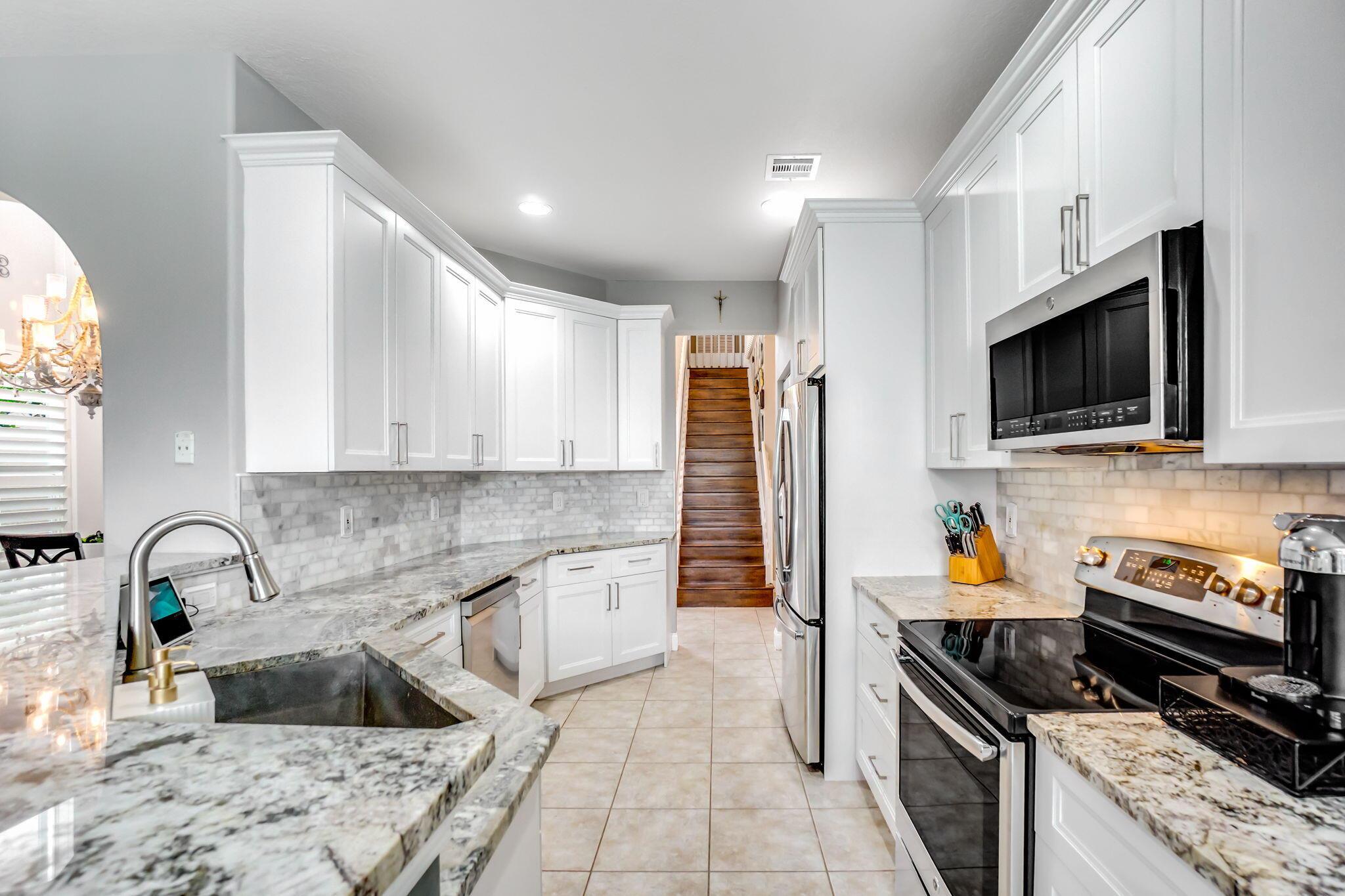 VINEYARDS - Residential