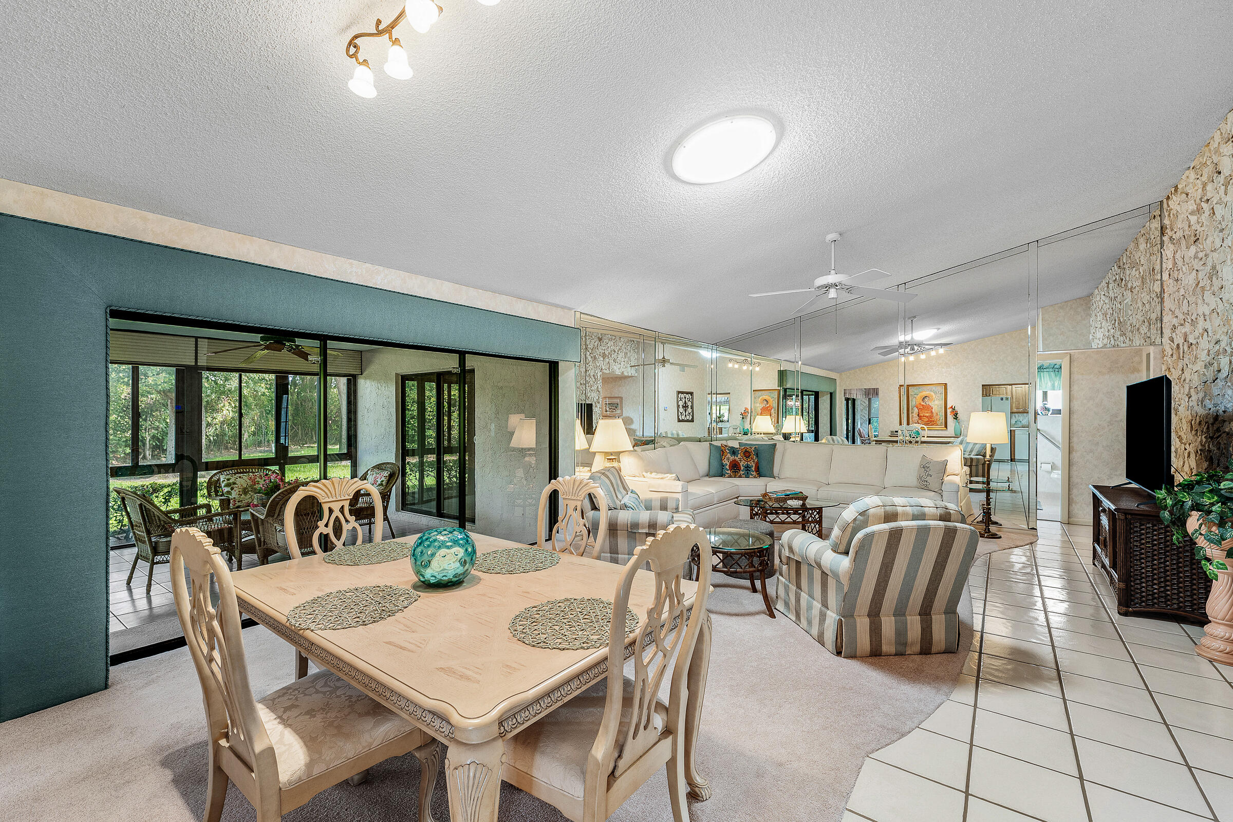 7852 Cloverfield Circle