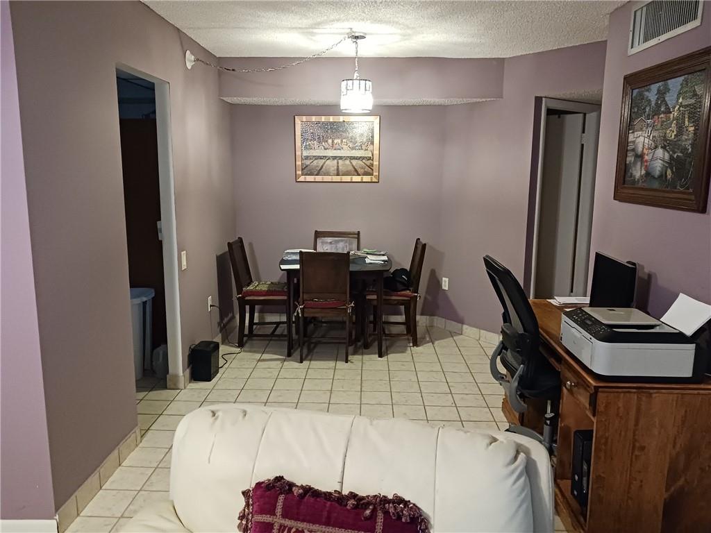 LIME BAY - Residential