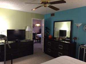 OMEGA 6 CONDO - Residential