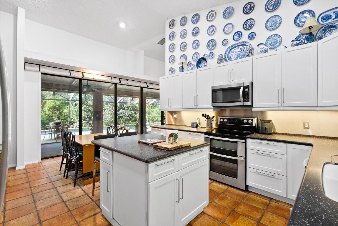 3217 NW Perimeter Road