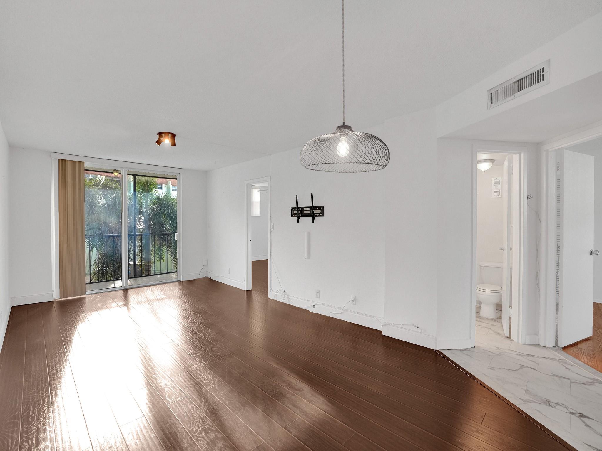 CROSS FOX - Residential