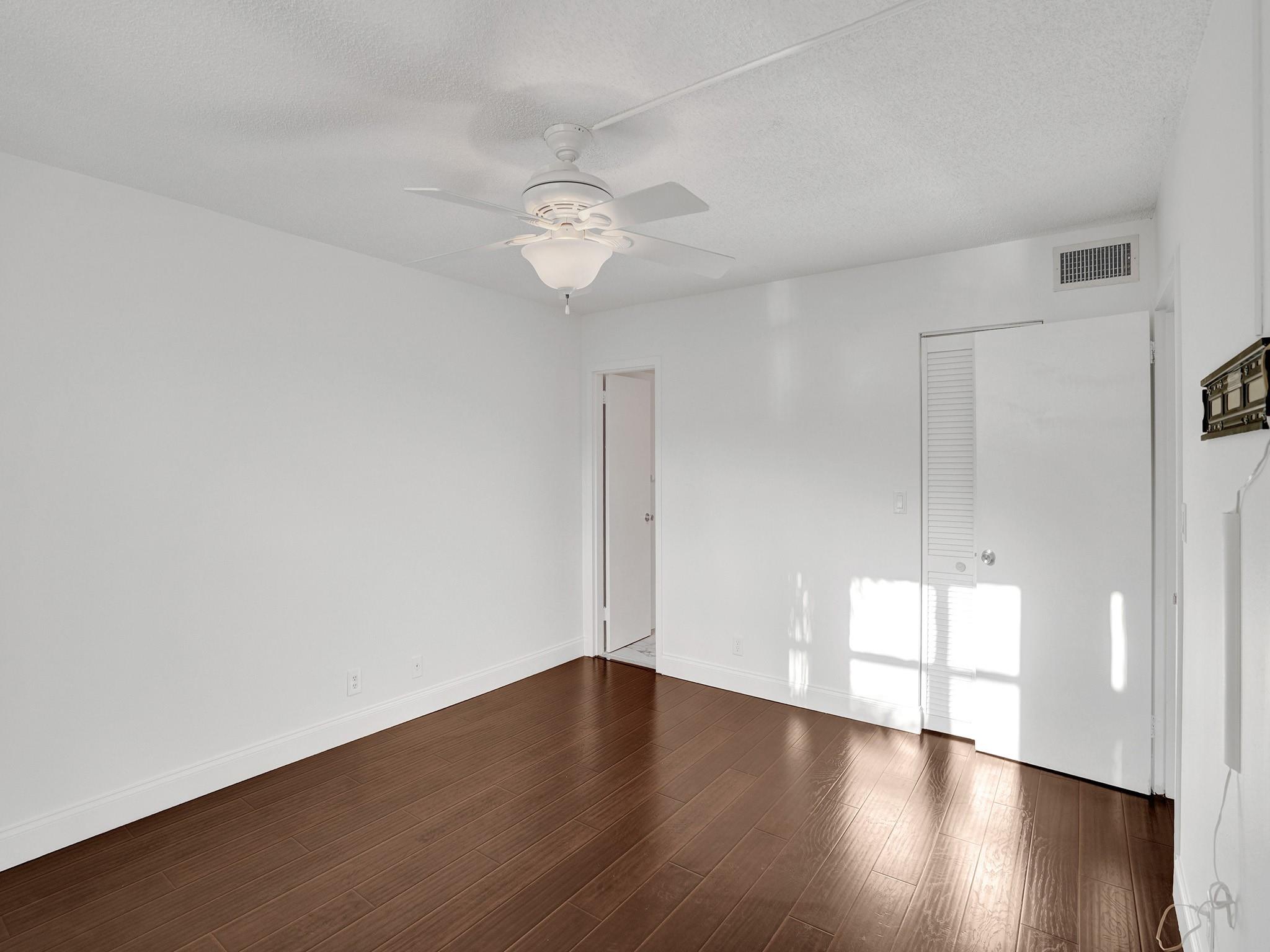 CROSS FOX - Residential