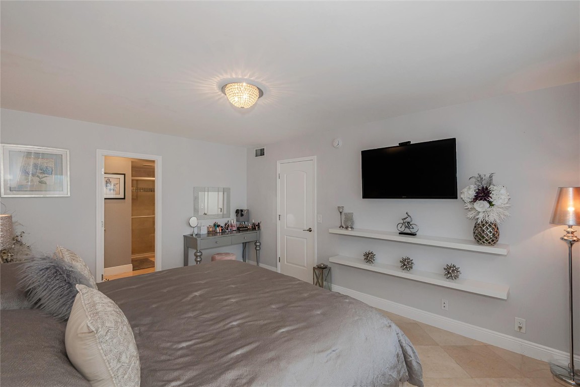 FAIRWAYS - Residential