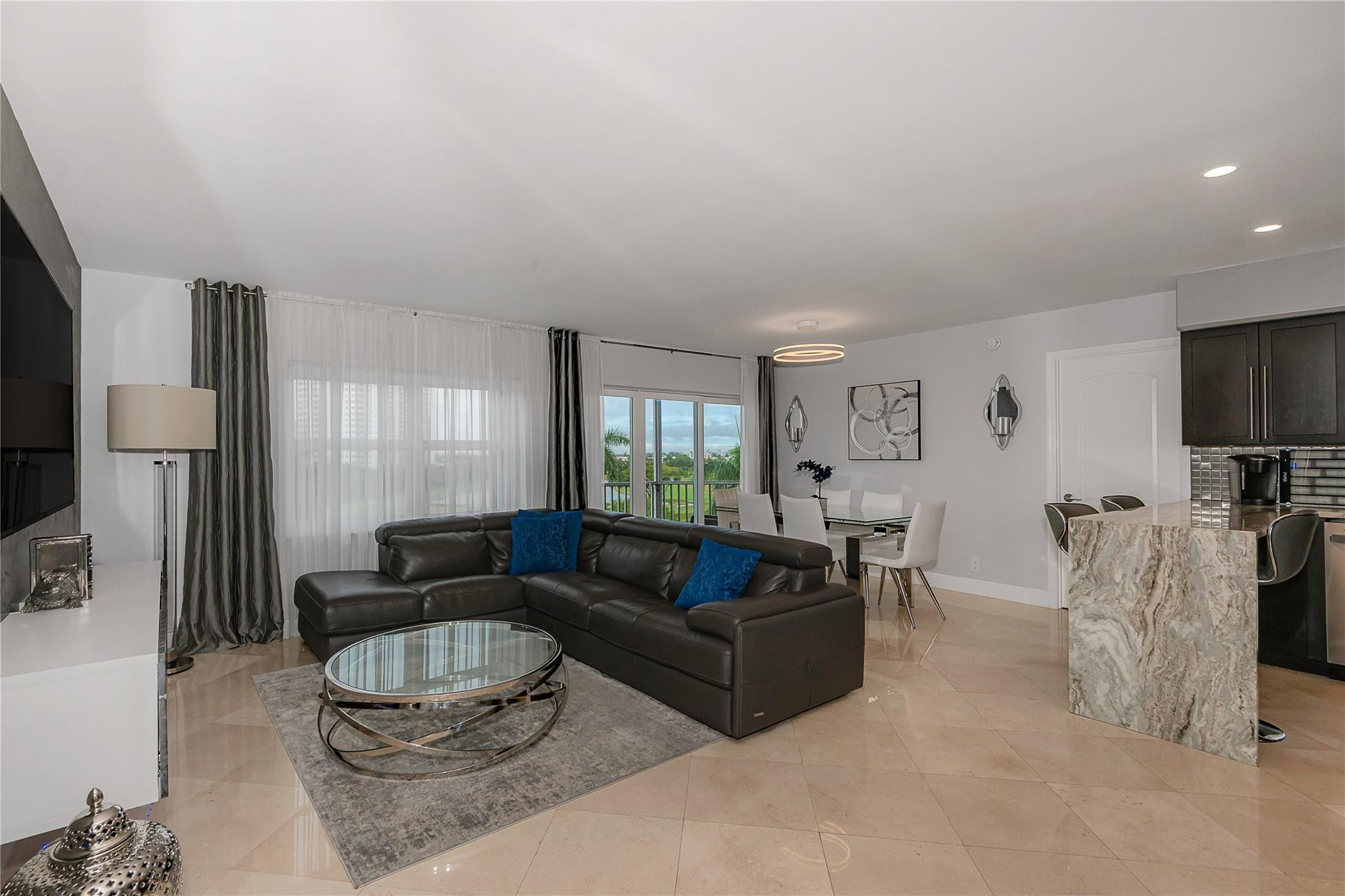 FAIRWAYS - Residential