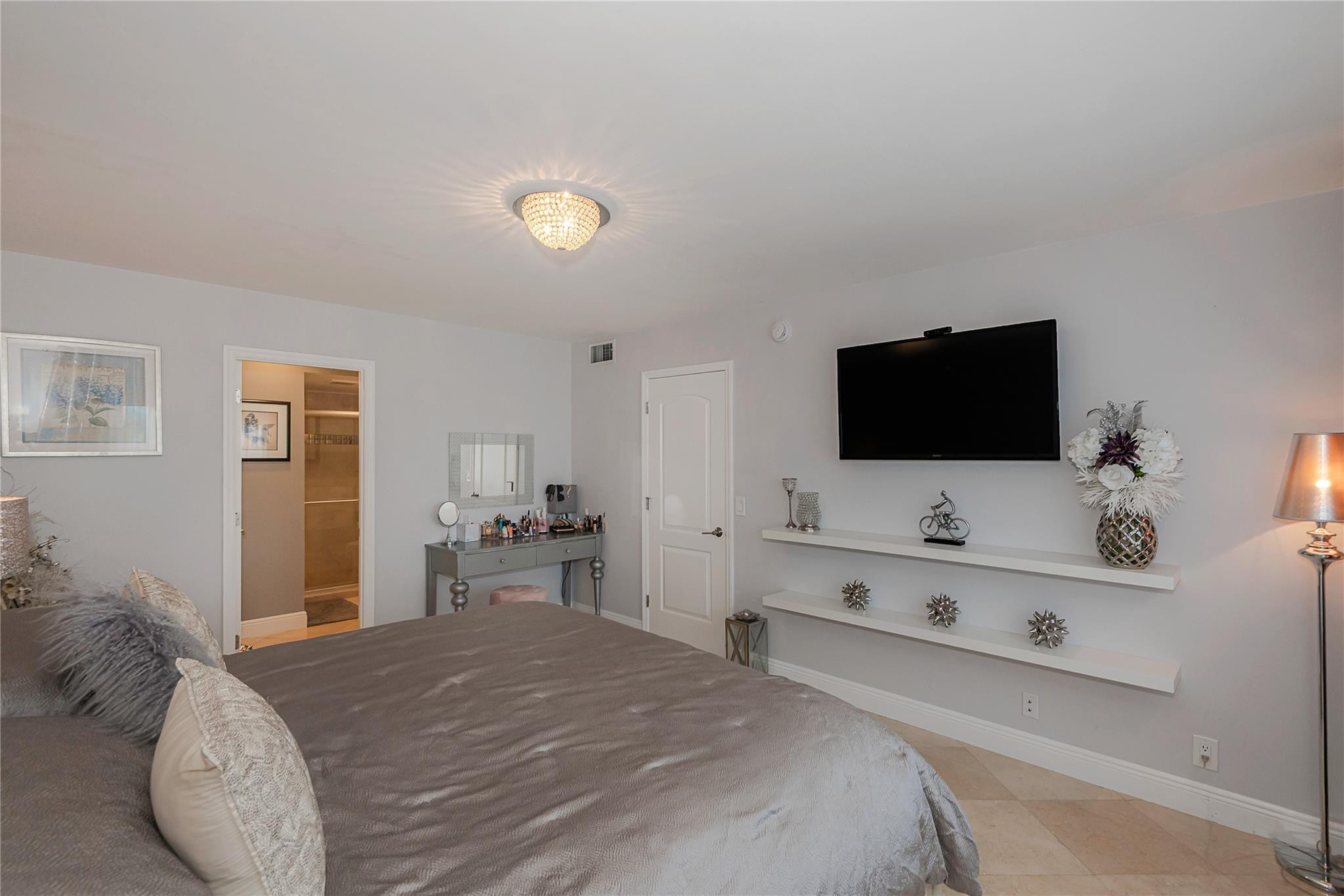 FAIRWAYS - Residential