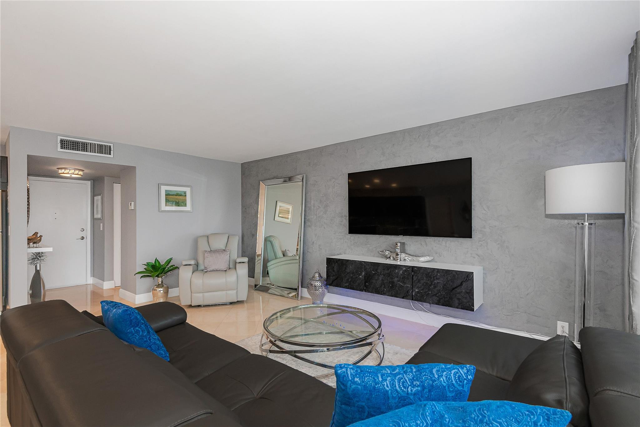 FAIRWAYS - Residential