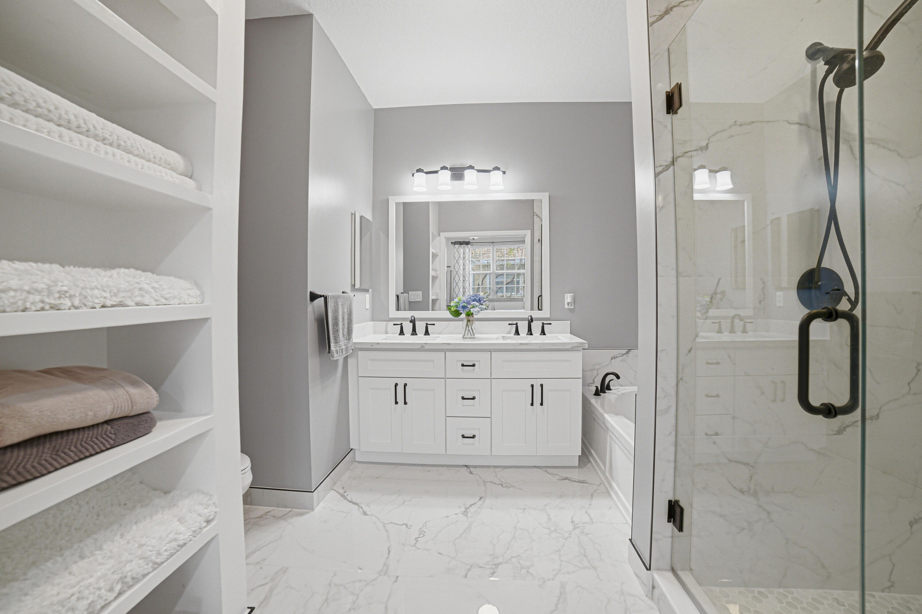HAMPTON HILLS - Residential