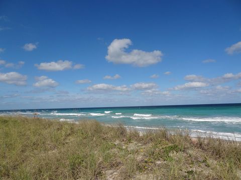 A home in Jensen Beach