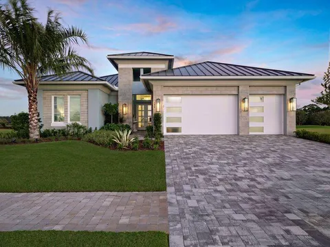 106 SE Via San Marino, Port St Lucie, FL MLS: R11075168