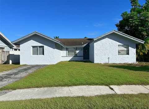 8205 SW 12th Place North Lauderdale FL 33068