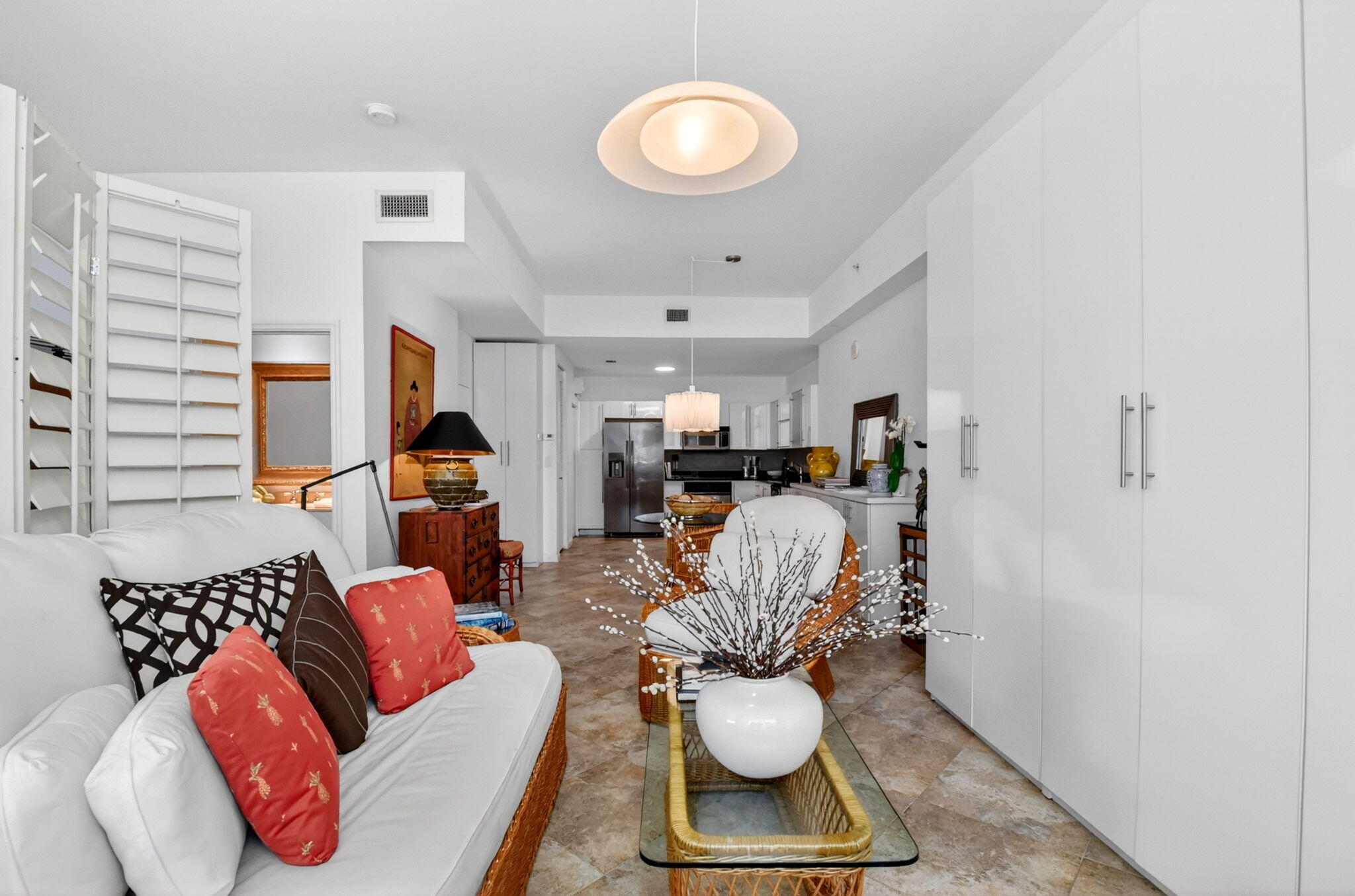 VILLA LOFTS CONDO - Residential
